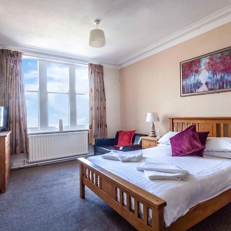The Royal Bar & Shaker Otel Morecambe Dış mekan fotoğraf