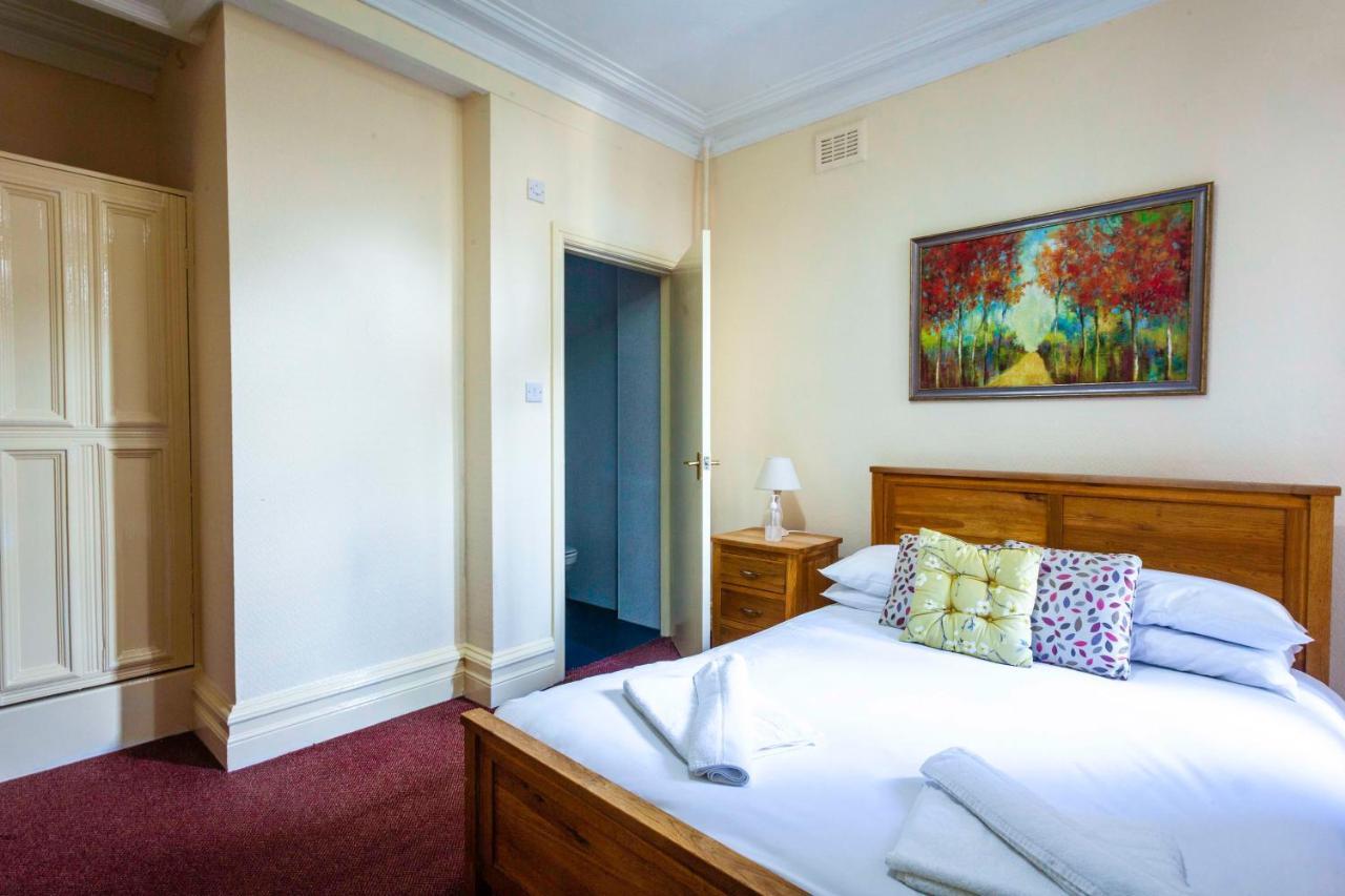 The Royal Bar & Shaker Otel Morecambe Dış mekan fotoğraf