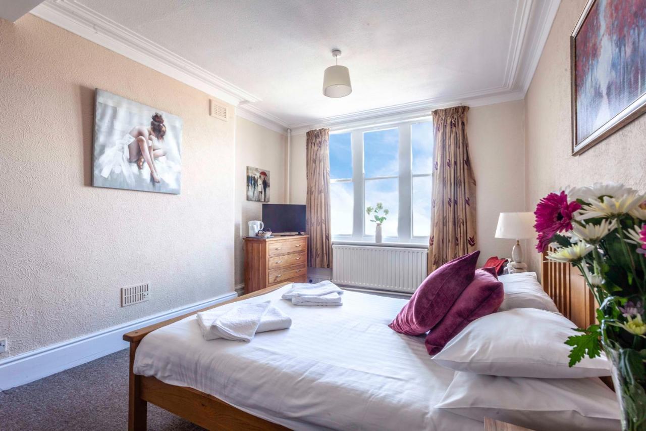 The Royal Bar & Shaker Otel Morecambe Dış mekan fotoğraf