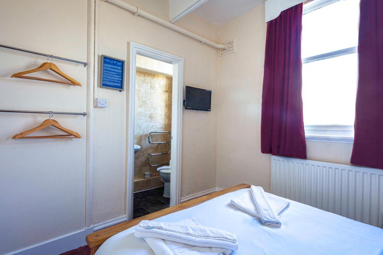 The Royal Bar & Shaker Otel Morecambe Dış mekan fotoğraf
