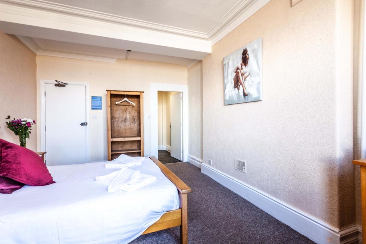 The Royal Bar & Shaker Otel Morecambe Dış mekan fotoğraf