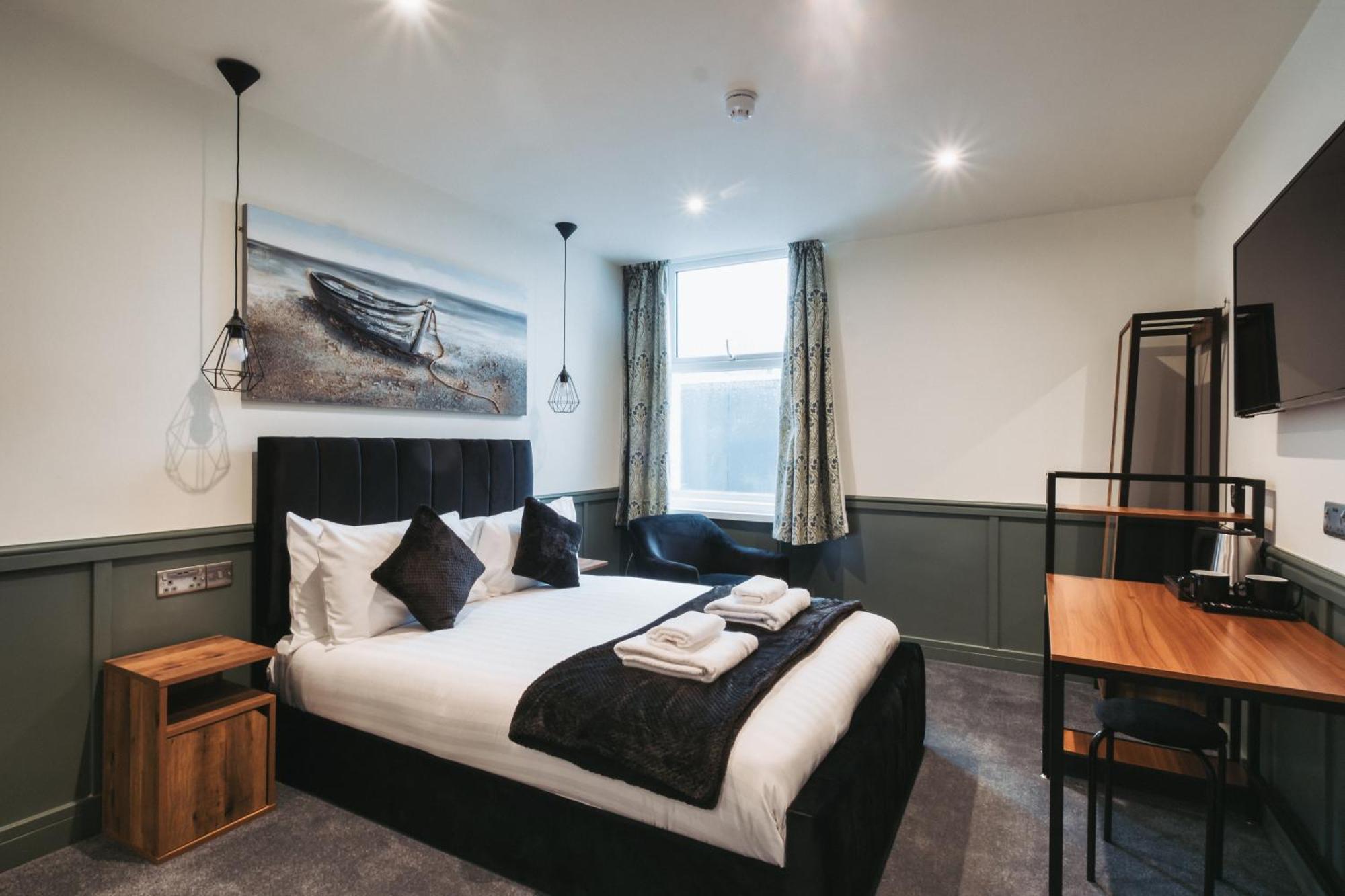 The Royal Bar & Shaker Otel Morecambe Dış mekan fotoğraf